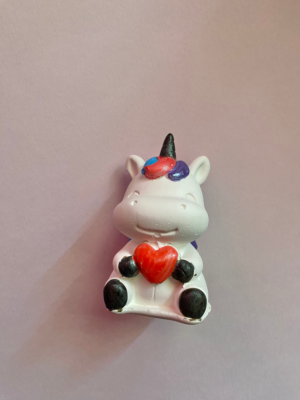 Unicorn ornament (multicoloured unicorn with heart)